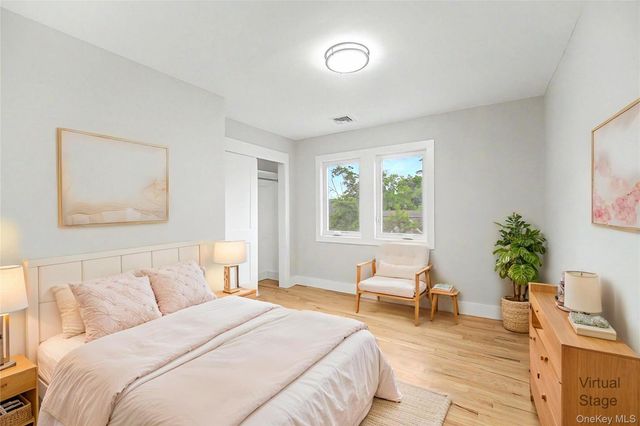 105 Moore Street, New Hyde Park, NY 11040
