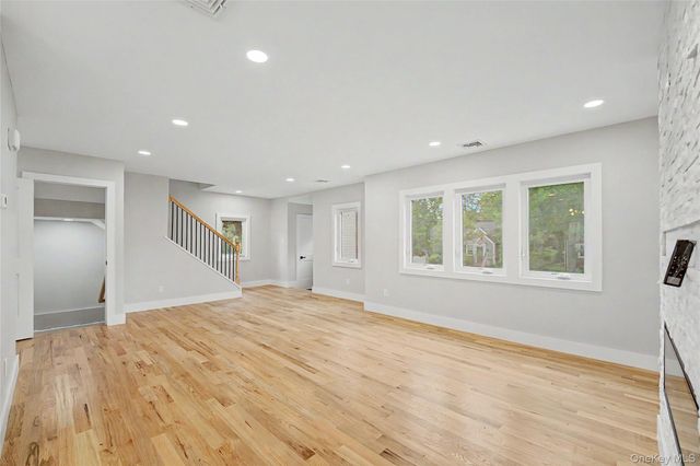 105 Moore Street, New Hyde Park, NY 11040