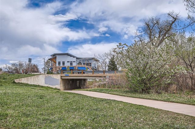 15007 W 68th Place, Arvada, CO 80007