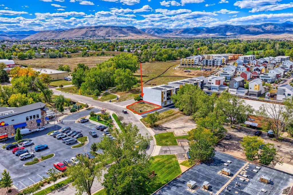 15007 W 68th Place, Arvada, CO 80007