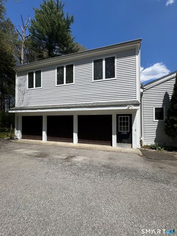 108 Comstock Hill Avenue, Norwalk, CT 06850