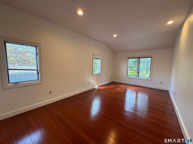 108 Comstock Hill Avenue, Norwalk, CT 06850
