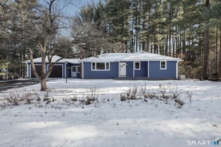 26 Hickory Drive, Windsor, CT 06095
