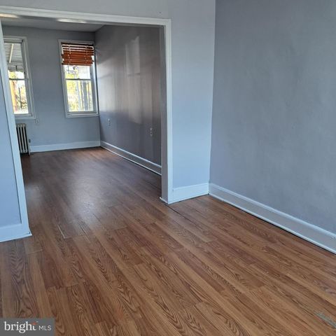 2805 SUNSET DR, Baltimore, MD 21223