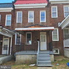 2805 SUNSET DR, Baltimore, MD 21223