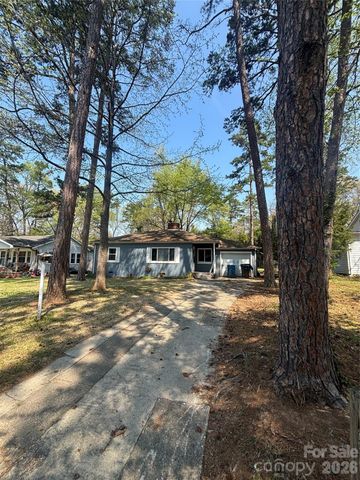 308 S Merritt Avenue, Salisbury, NC 28144