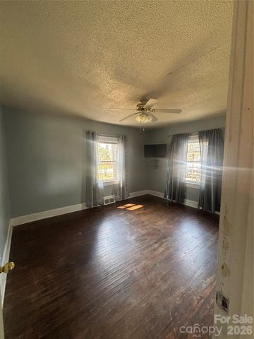 308 S Merritt Avenue, Salisbury, NC 28144