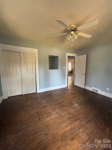 308 S Merritt Avenue, Salisbury, NC 28144