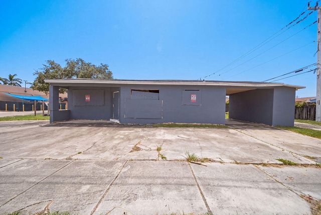 1900 N 66TH Avenue, Hollywood, FL 33024