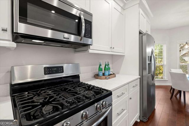 2015 Chelton Way SE, Smyrna, GA 30080