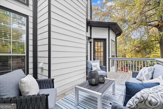 2015 Chelton Way SE, Smyrna, GA 30080