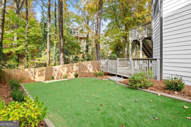 2015 Chelton Way SE, Smyrna, GA 30080