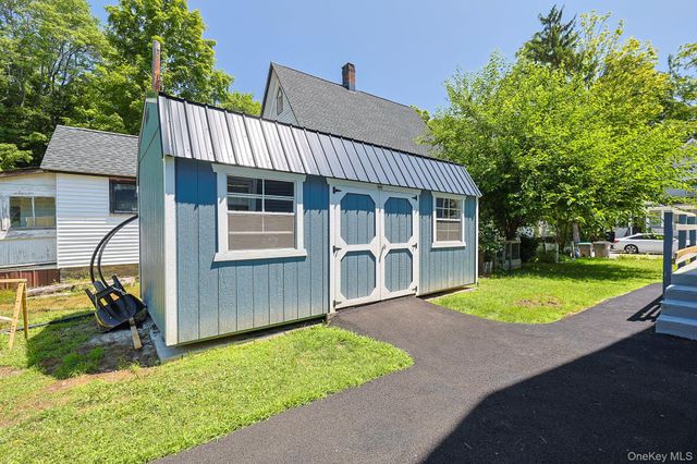 9 Hickory Street, Ellenville, NY 12428