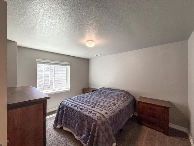 902 Canyonlands St, Berthoud, CO 80513