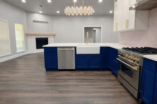 10510 Longleaf Drive, Conroe, TX 77385