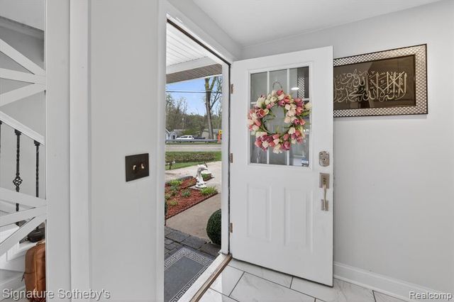 3341 Newton Road, Commerce Twp, MI 48382