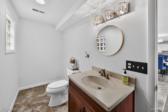 3341 Newton Road, Commerce Twp, MI 48382