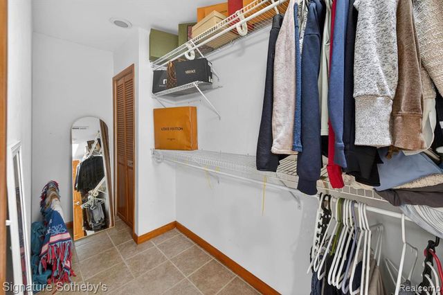 3341 Newton Road, Commerce Twp, MI 48382