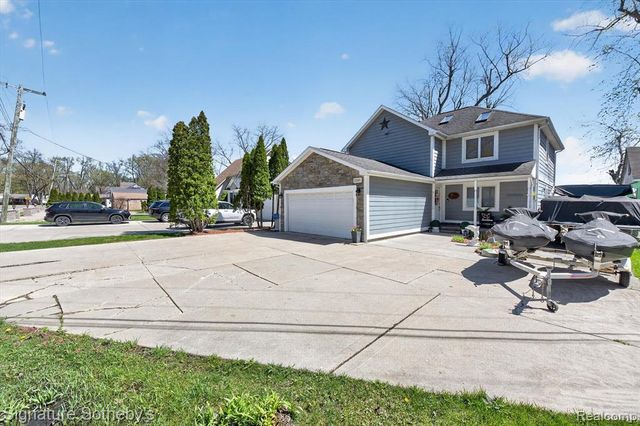 3341 Newton Road, Commerce Twp, MI 48382