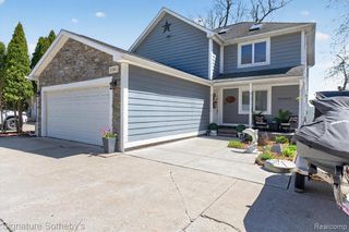3341 Newton Road, Commerce Twp, MI 48382