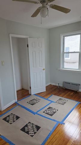 101 Harris Avenue, Freeport, NY 11520