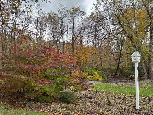 333 Green Acres Lane, Ligonier Twp, PA 15658