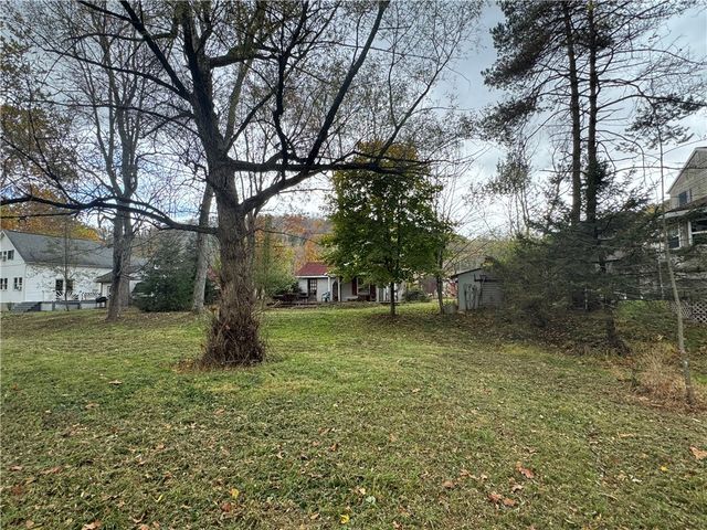 333 Green Acres Lane, Ligonier Twp, PA 15658