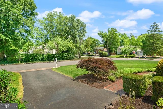 7868 MIDDAY LN, Alexandria, VA 22306