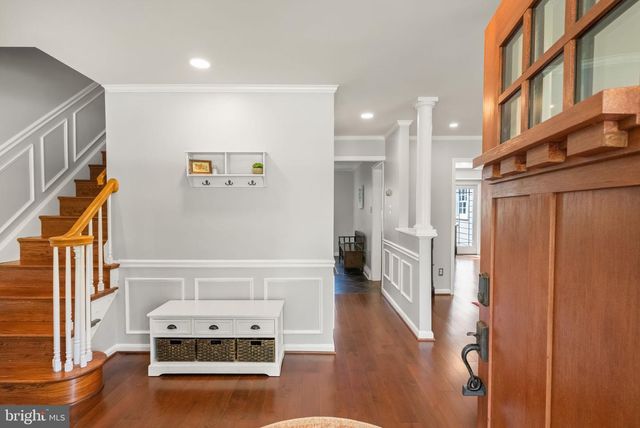 7868 MIDDAY LN, Alexandria, VA 22306