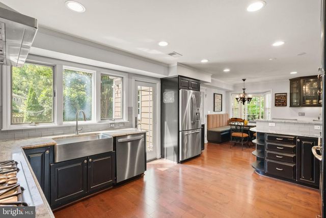 7868 MIDDAY LN, Alexandria, VA 22306