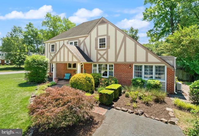 7868 MIDDAY LN, Alexandria, VA 22306