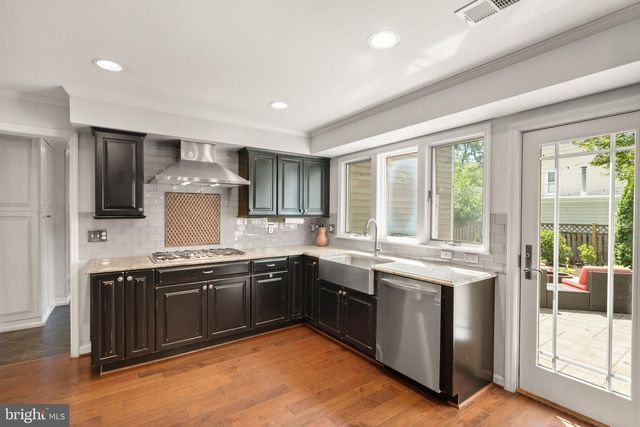7868 MIDDAY LN, Alexandria, VA 22306