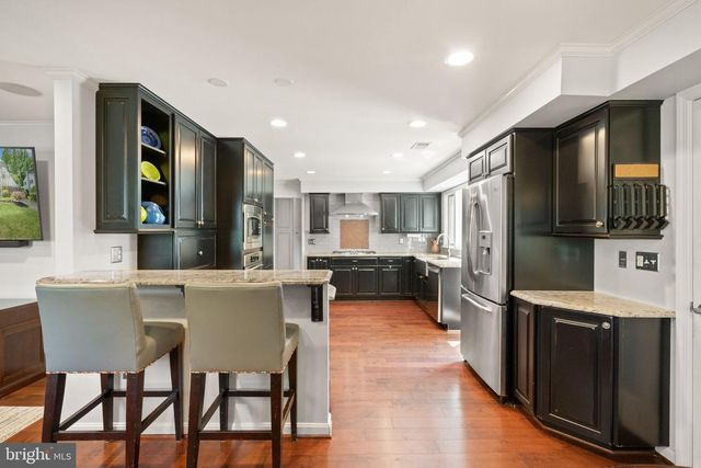 7868 MIDDAY LN, Alexandria, VA 22306