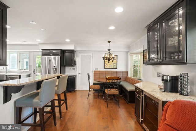 7868 MIDDAY LN, Alexandria, VA 22306