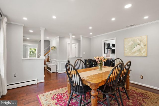 7868 MIDDAY LN, Alexandria, VA 22306