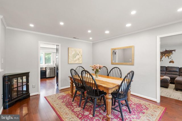 7868 MIDDAY LN, Alexandria, VA 22306