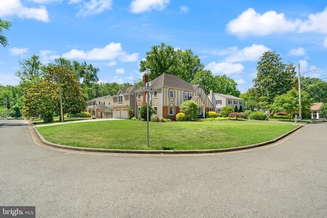 7868 MIDDAY LN, Alexandria, VA 22306