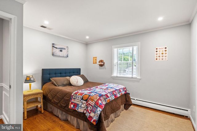 7868 MIDDAY LN, Alexandria, VA 22306