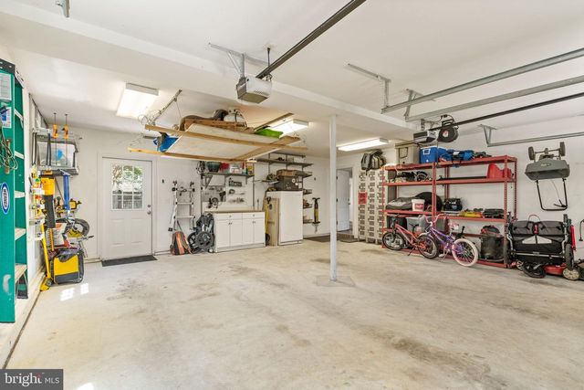 7868 MIDDAY LN, Alexandria, VA 22306