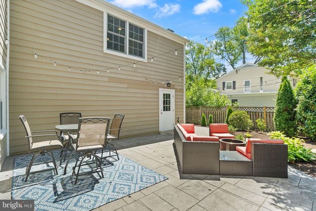 7868 MIDDAY LN, Alexandria, VA 22306