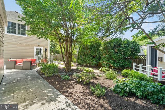 7868 MIDDAY LN, Alexandria, VA 22306