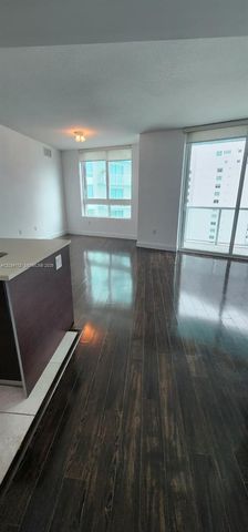 1900 N Bayshore Drive 3019, Miami, FL 33132