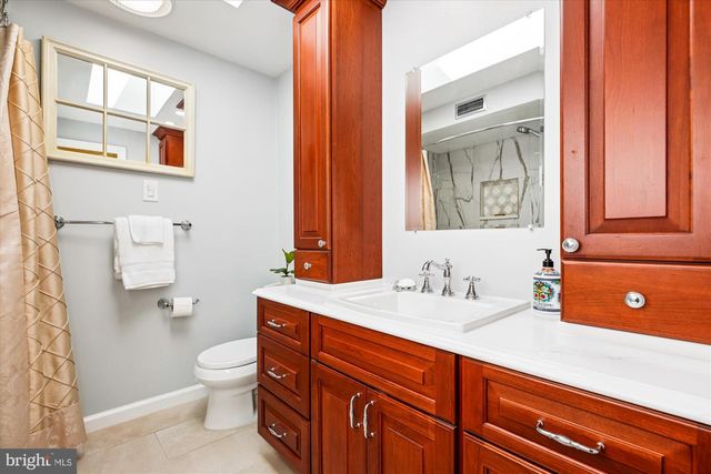 2 GRIFFITH CT, Gaithersburg, MD 20882