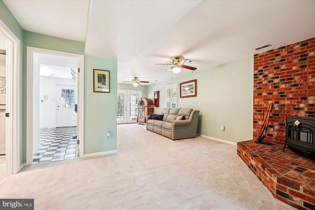 2 GRIFFITH CT, Gaithersburg, MD 20882