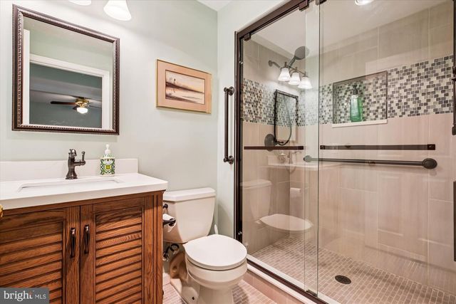 2 GRIFFITH CT, Gaithersburg, MD 20882