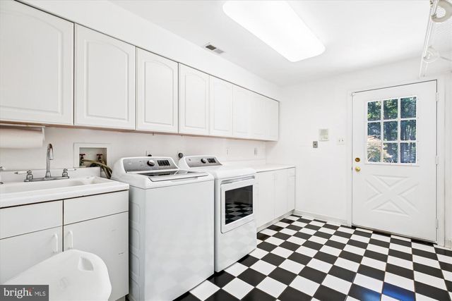 2 GRIFFITH CT, Gaithersburg, MD 20882