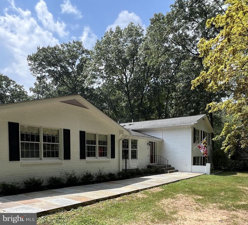 2 GRIFFITH CT, Gaithersburg, MD 20882