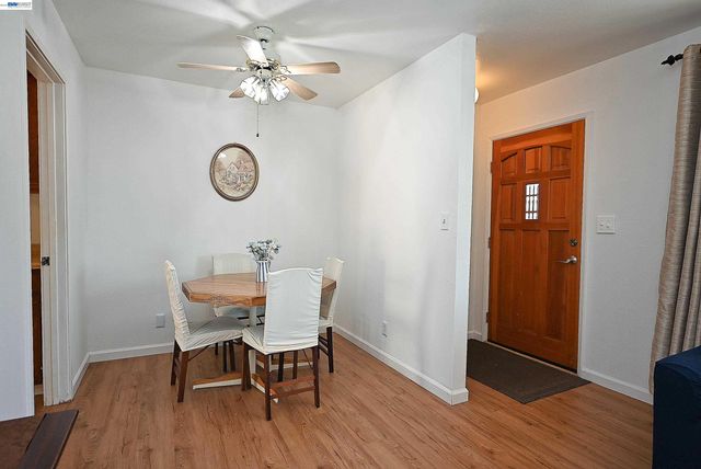 2082 Placer Drive, Castro Valley, CA 94578