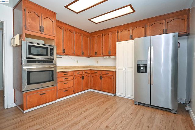 2082 Placer Drive, Castro Valley, CA 94578