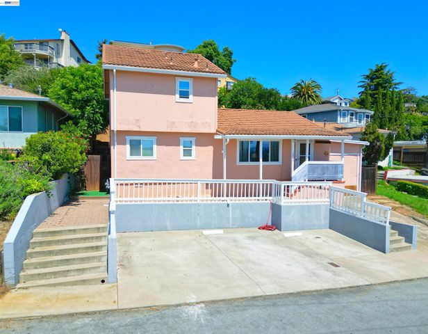 2082 Placer Drive, Castro Valley, CA 94578